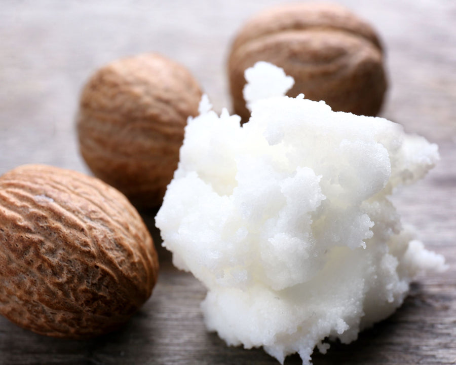 Beurre de karité nourrissant utilisé dans les soins certifiés COSMOS NATURAL par Ecocert – KALYAË ORIGIN