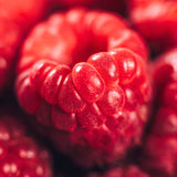 Pépins de framboise antioxydants et régénérants utilisés dans les soins certifiés COSMOS ORGANIC par Ecocert – KALYAË ORIGIN